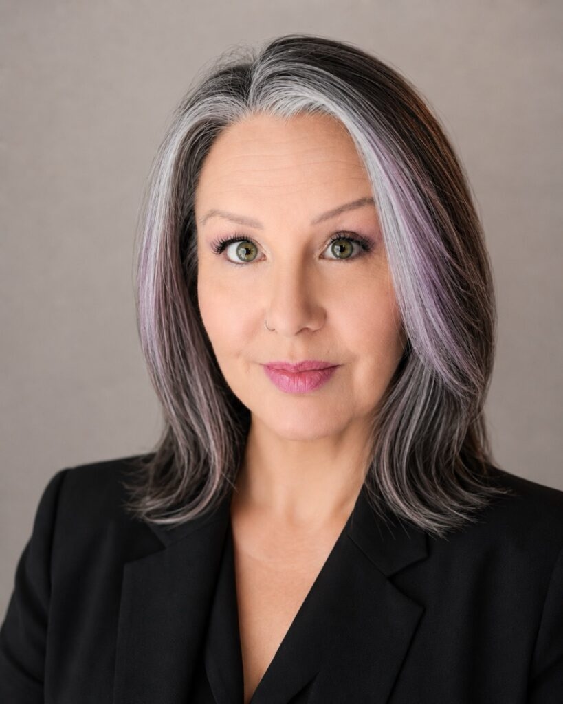 Christina Edwards - headshot photo