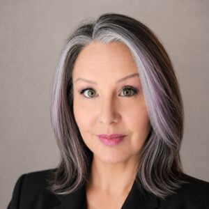 Christina Edwards - headshot photo